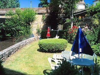 Les Chemins Francis - Modern Hotel Bagnols-les-Bains Kültér fotó
