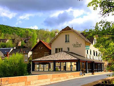 Les Chemins Francis - Modern Hotel Bagnols-les-Bains Kültér fotó